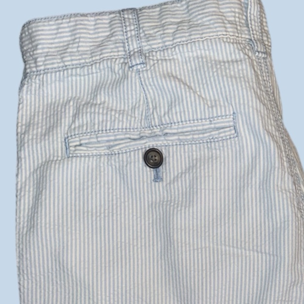 IZOD Classic Seersucker Golf Shorts Blue and White Striped Size 32 - Picture 4 of 6